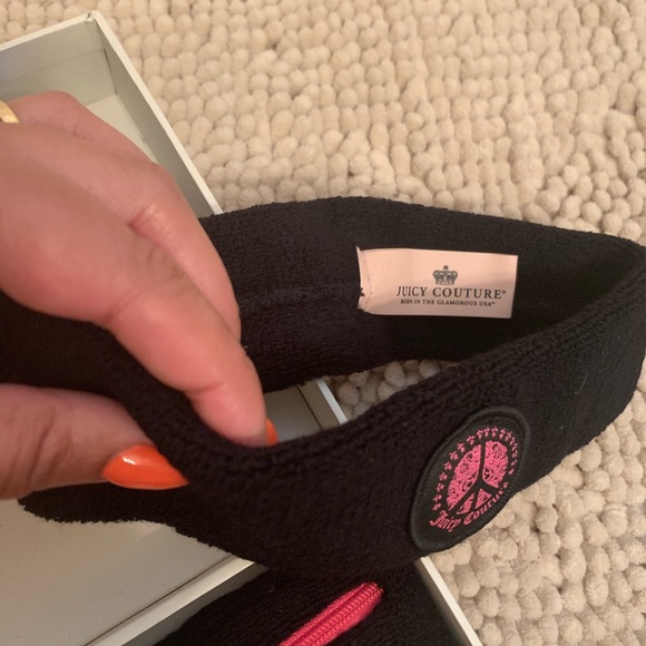 Juicy Couture -Yoga workout wrist arm Headband set - Picture 6 of 8